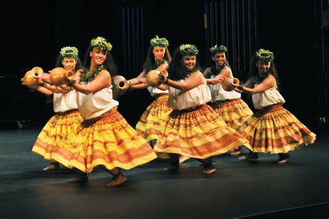 How to Hula Dance: A Delve into the Polynesian Dance Tradition and its Enriching Aspects